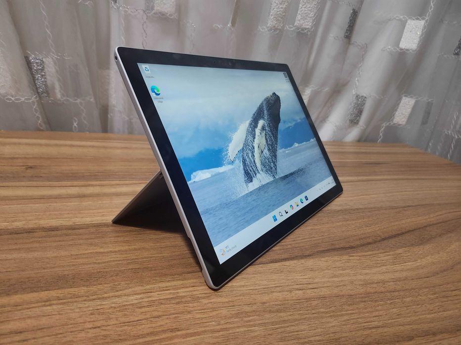 Microsoft Surface Pro 7