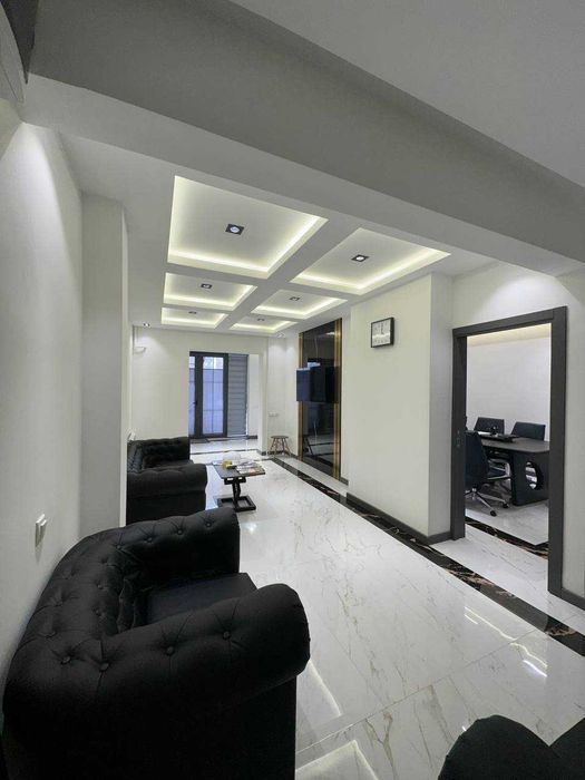 Продается офис в центре по ул. Нукусская ор-р Макро 100м с арендатором