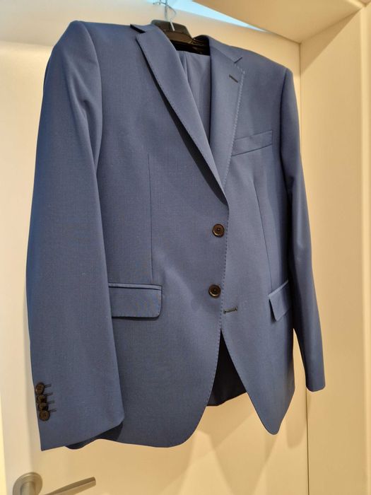 Vand costume barbatesti noi, nepurtate marimea M/ 50