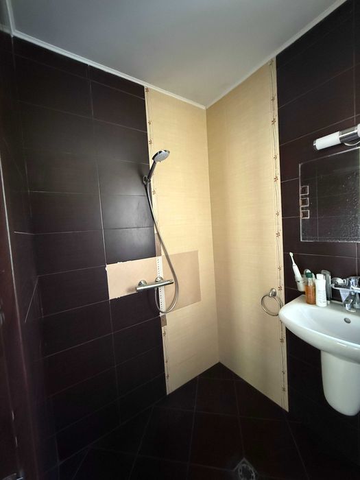 Продава се Къща в с. Чифлик, Област Ловеч - 180 кв.м за 1106 €/кв.м - Снимка #13
