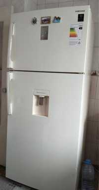 Холодильник «Samsung”