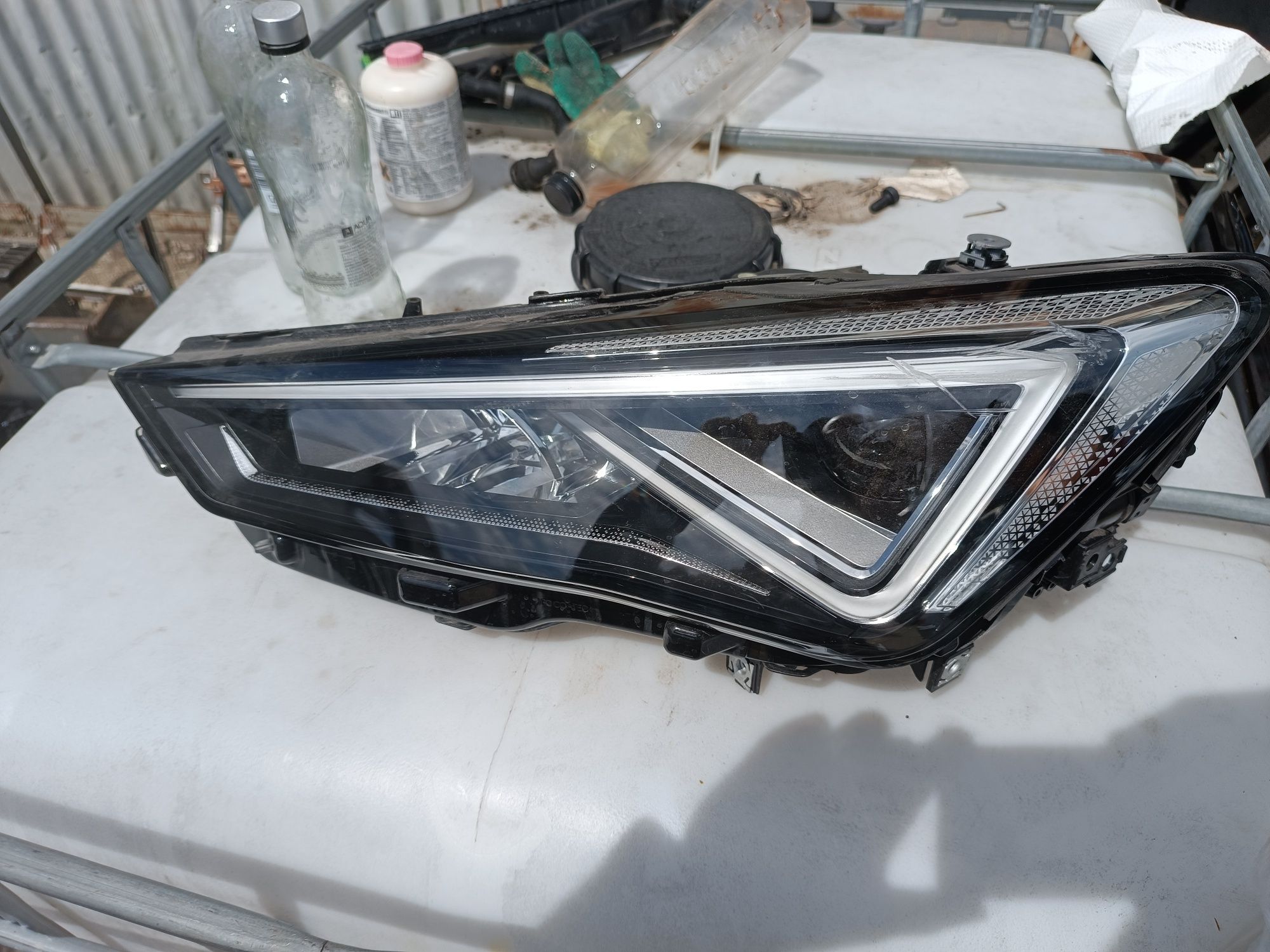 Far stânga full led Seat Leon terraco 2018-2024
