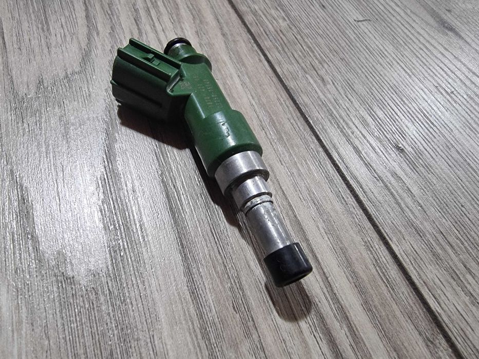 Форсунка 2TR-FE, 2,7, б/у