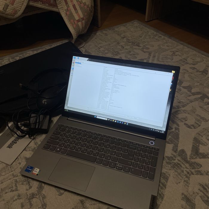 Обменяю ноутбук на Айфон