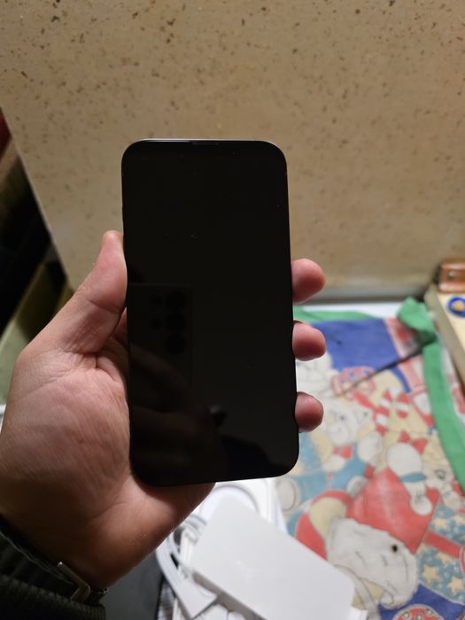 İPhone 16 e 128 GB 35 месеца гаранция!!