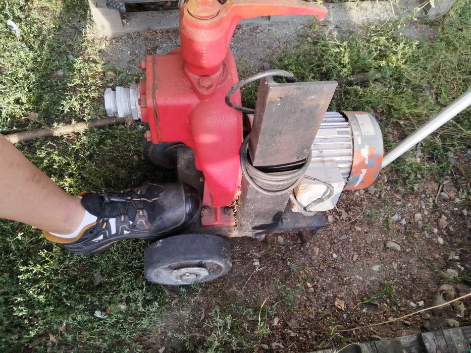 Pompa apa irigații cu motor electric la 220 volți