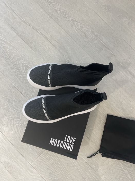 Love Moschino дамски боти - 39 номер