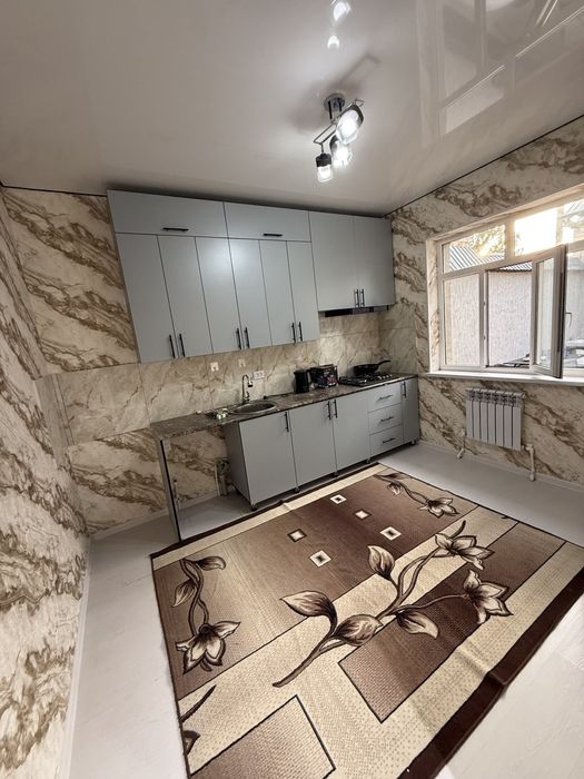 Oq qovda uy sotildi bola hovuz