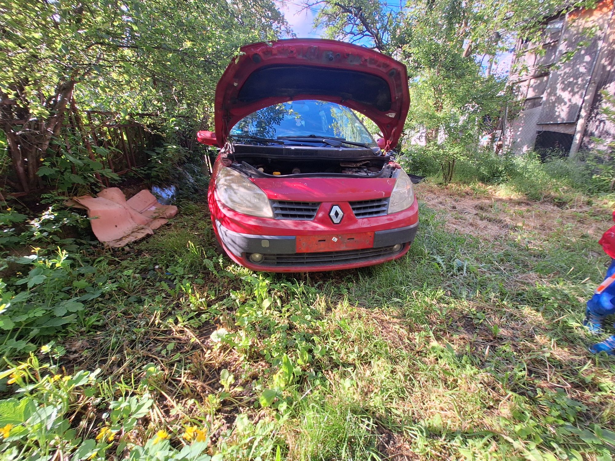 Рено меган сценик 1.5 dci 101 к.с. на части