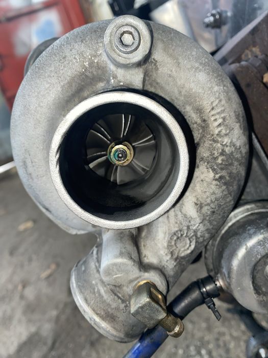 Продавам двигател 2.1 Jeep Cherokee на части