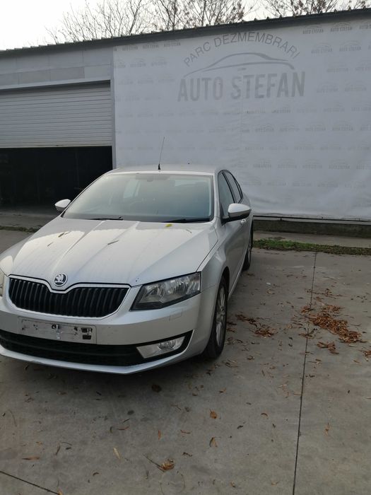 Dezmembram Skoda Octavia 3