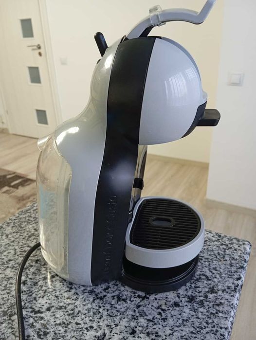 Essoresor KRUPS cu capsule Dolce Gusto