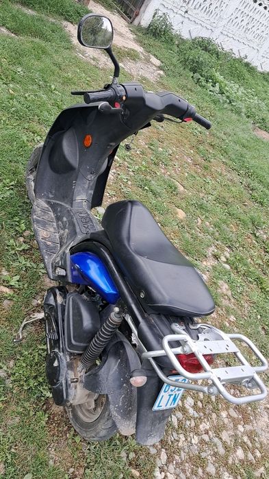 Vând scuter peugeot 50cc