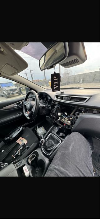 Montez sistem audio la domiciliu