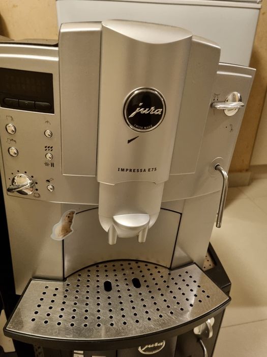 Expresoare marca AEG, JURA, SAECO, KRUPS