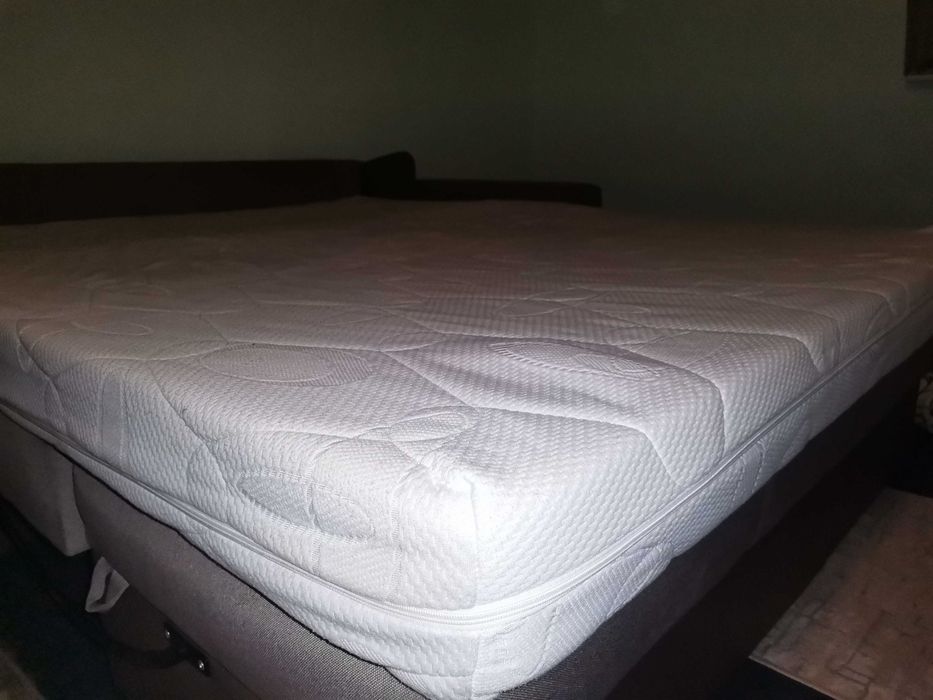 Saltea de Vanzare stare foarte buna