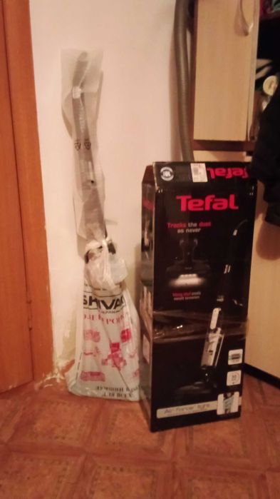 Tefal Беспроводной вертикальный пылесос черный Франция