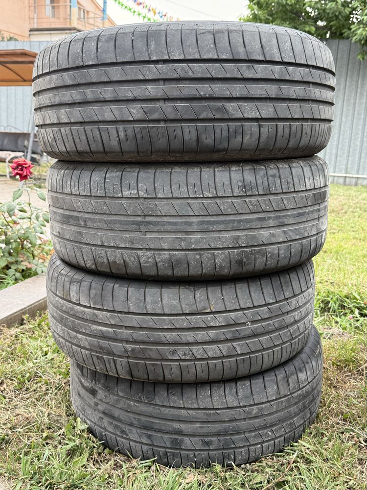 Шины немецкие Goodyear снял с бмв ф 10