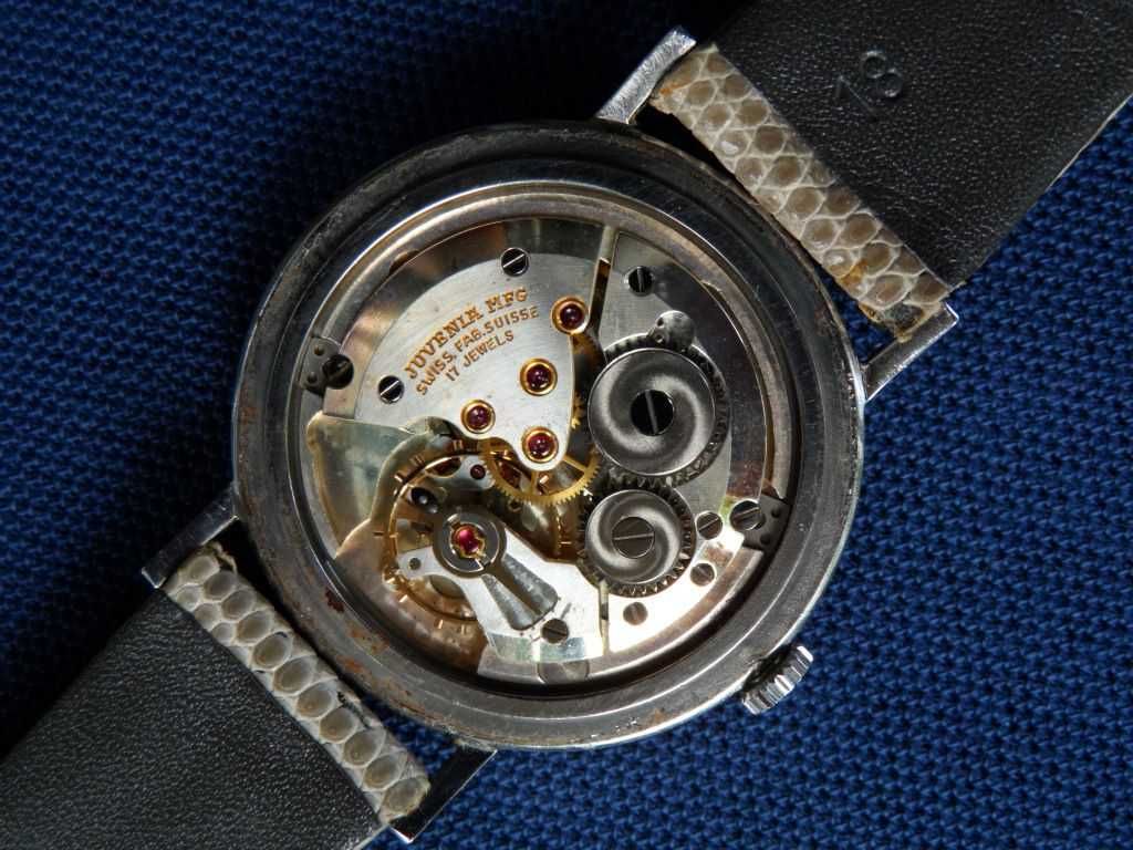Уникат JUVENIA МFG 17jewels SWISS-Швейцарски механичен. Колекционерски
