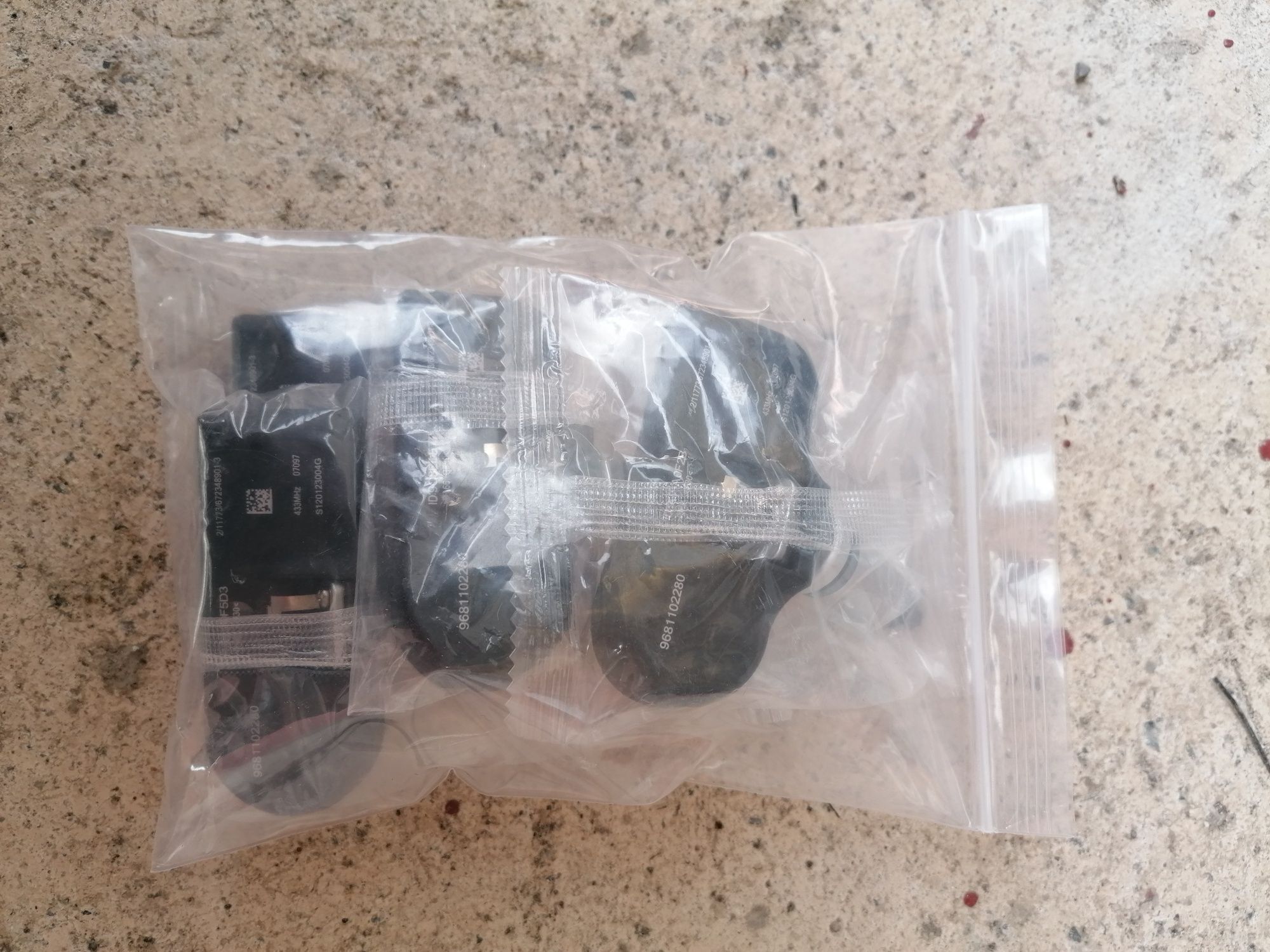 Датчици за налягане в гумите. TPMS сензори за Пежо и Ситроен