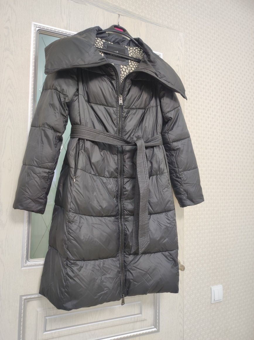 Продам женскую зимнюю куртку,44размер