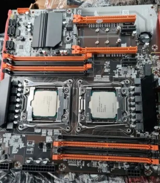 Продам плату x99 dual с процессороми 2680v4 и оперативной памяти 16Gb