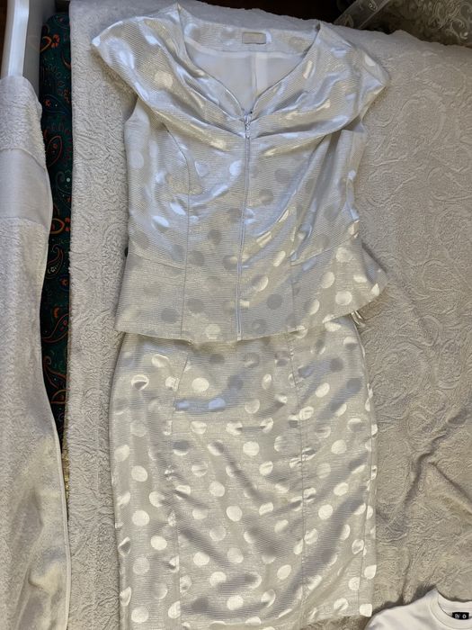 Костюм-юбка сатамын, 46 размер.,сапасы жоғары, вечерный,