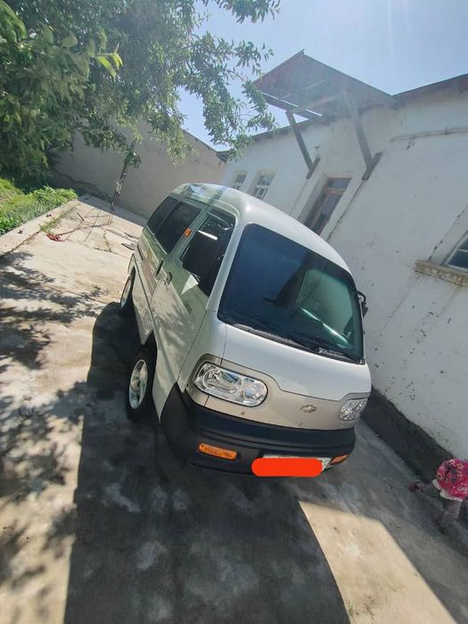 Chevrolet Damas 7500