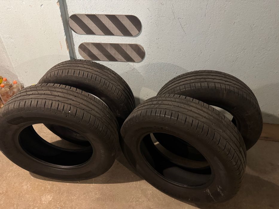 4 бр гуми 235/65/17 Hankook