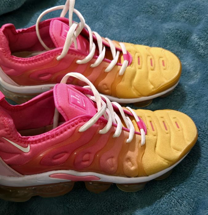 Nike Air Vapormax Plus pink оригинални дамски сникърси 38. Номер