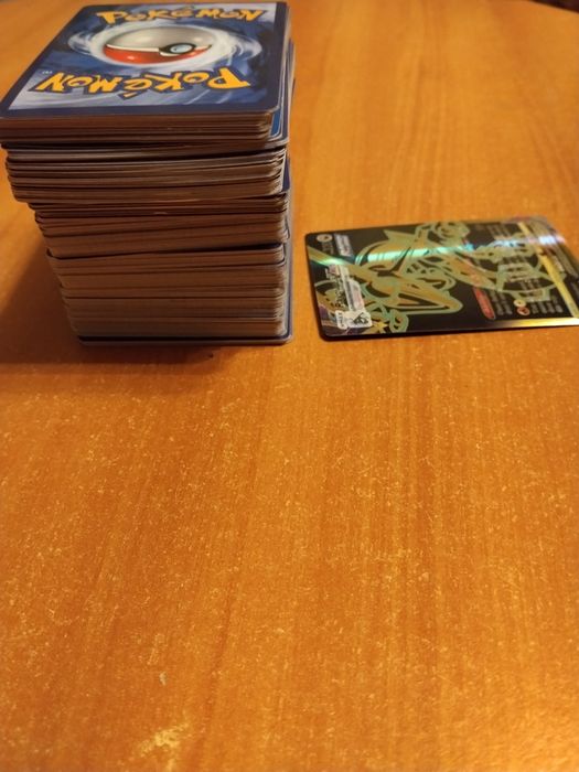 Colecție de cărți pokemon