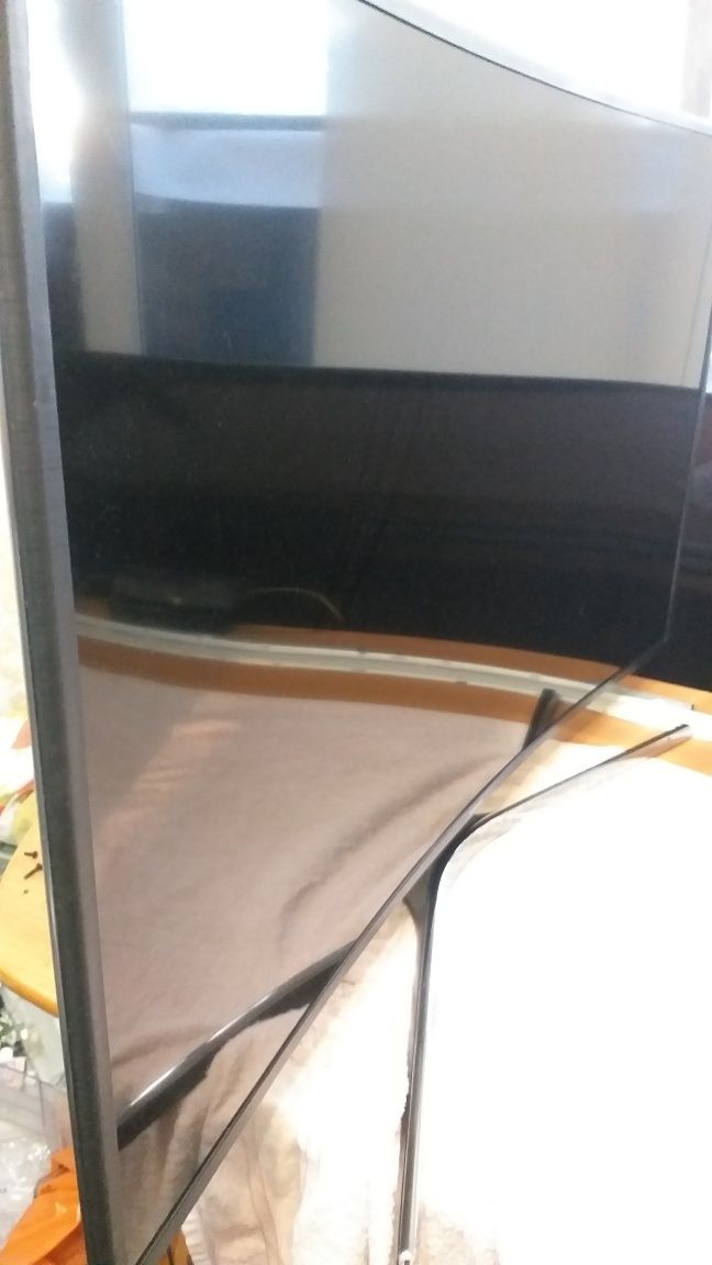 Телевизор Samsung UE48H6650 d122cm.