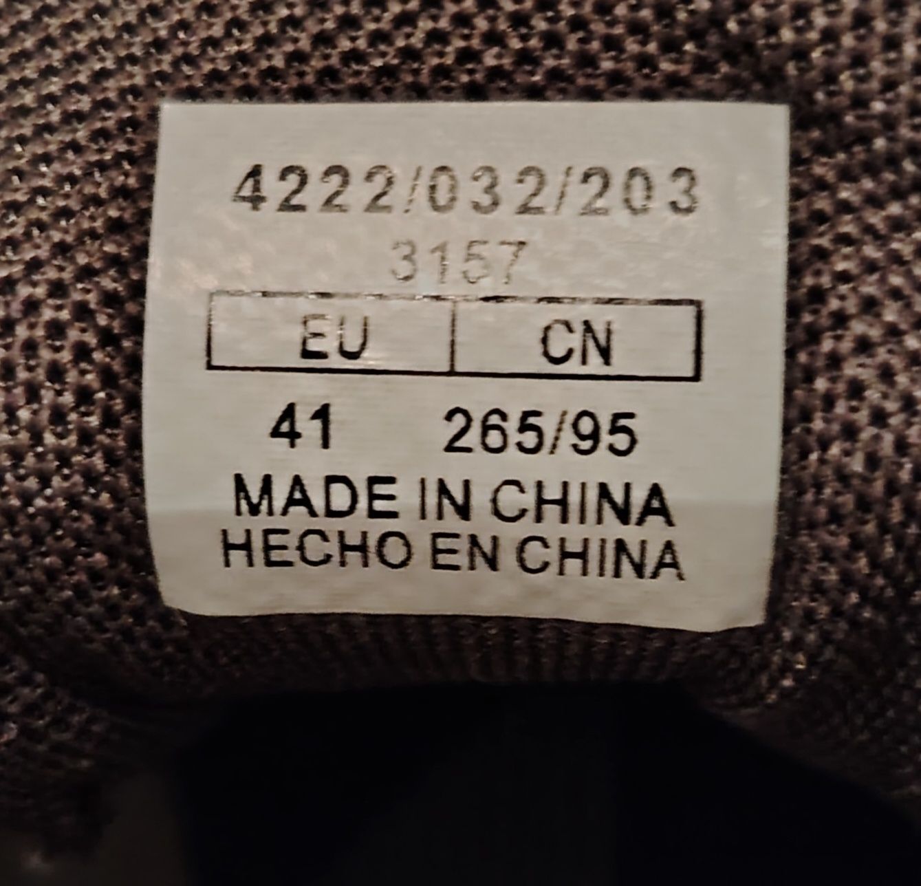 Vând adidași unisex Bershka mărimea 41