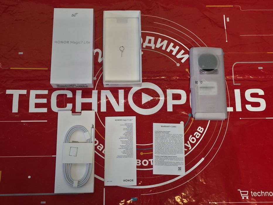 ЧИСТО НОВ 256GB Honor Magic 7 5G Гаранция Технополис 2027 Titan Purple