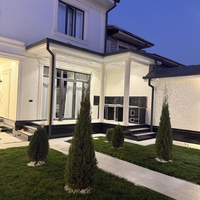 Амур Темурда 3 сутихли ховли сотилади