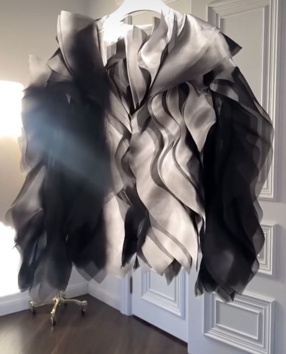 Продам дизайнерскую блузку