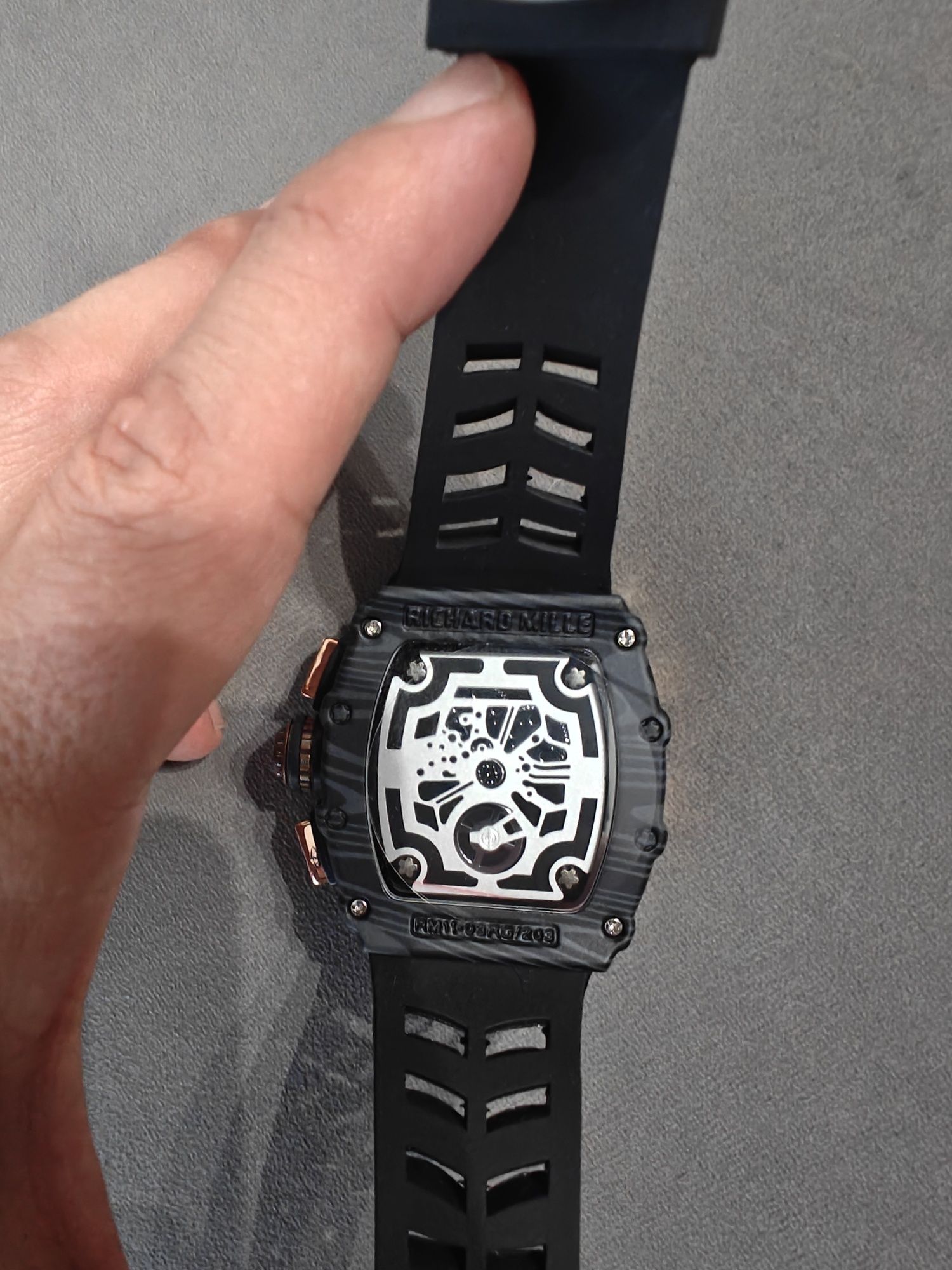 Часовник Richard Mille нов