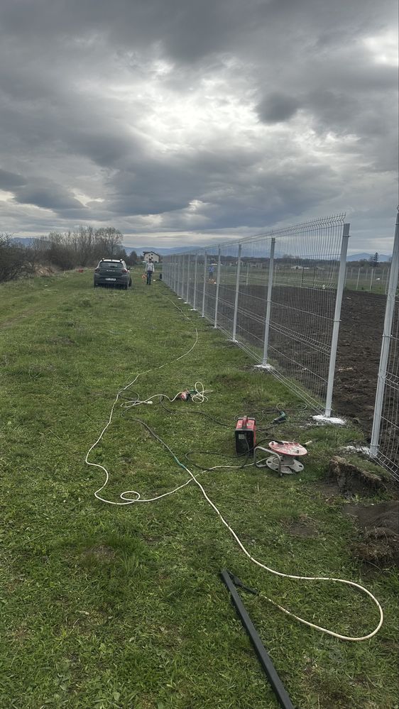 Facem garduri din plasa bordurata tabla cutata sipca metalica