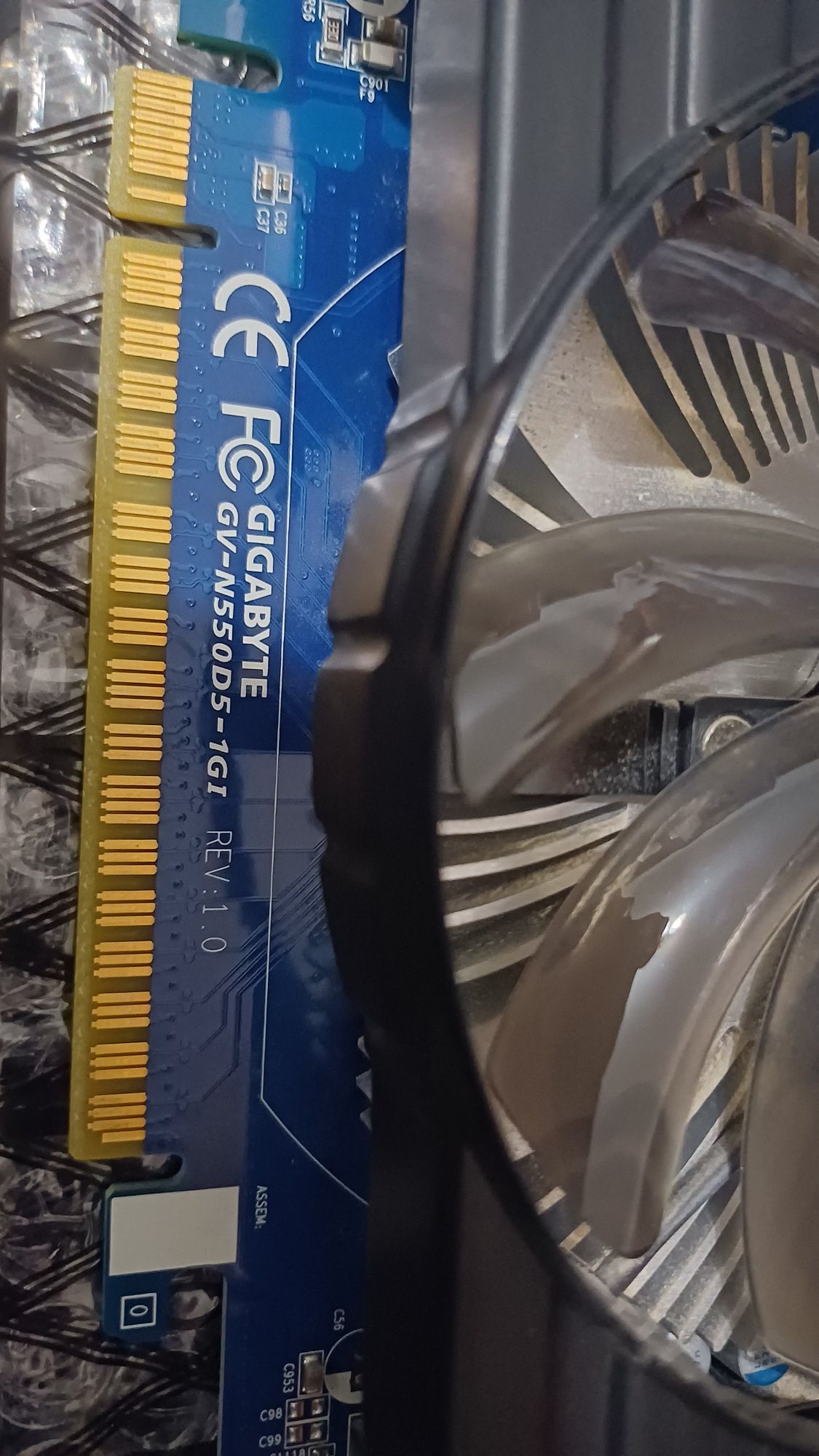 GeForce GTX 550 ti 1 GB