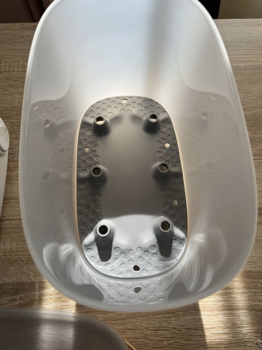 Стерилизатор Philips Avent неразличим от нов