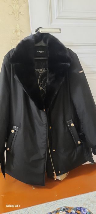 Женский қысқа куртка сатылады рафаелоныкі