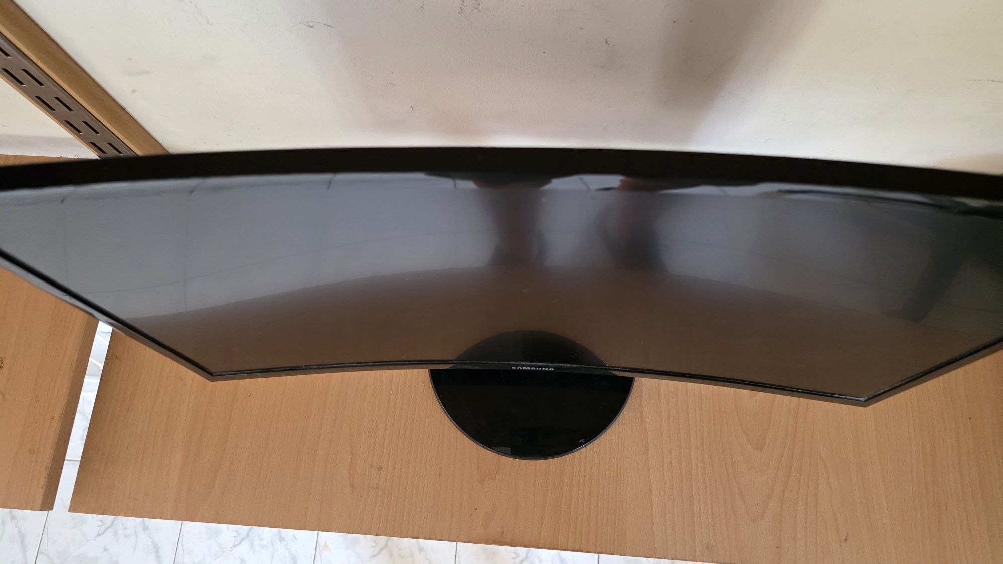 Монитор SAMSUNG 24" Curved