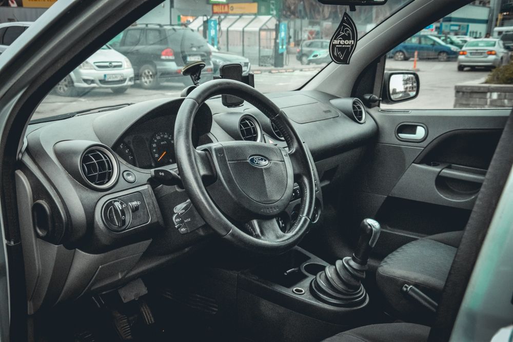 Ford Fiesta Mk5, 1.4 16V (2002)