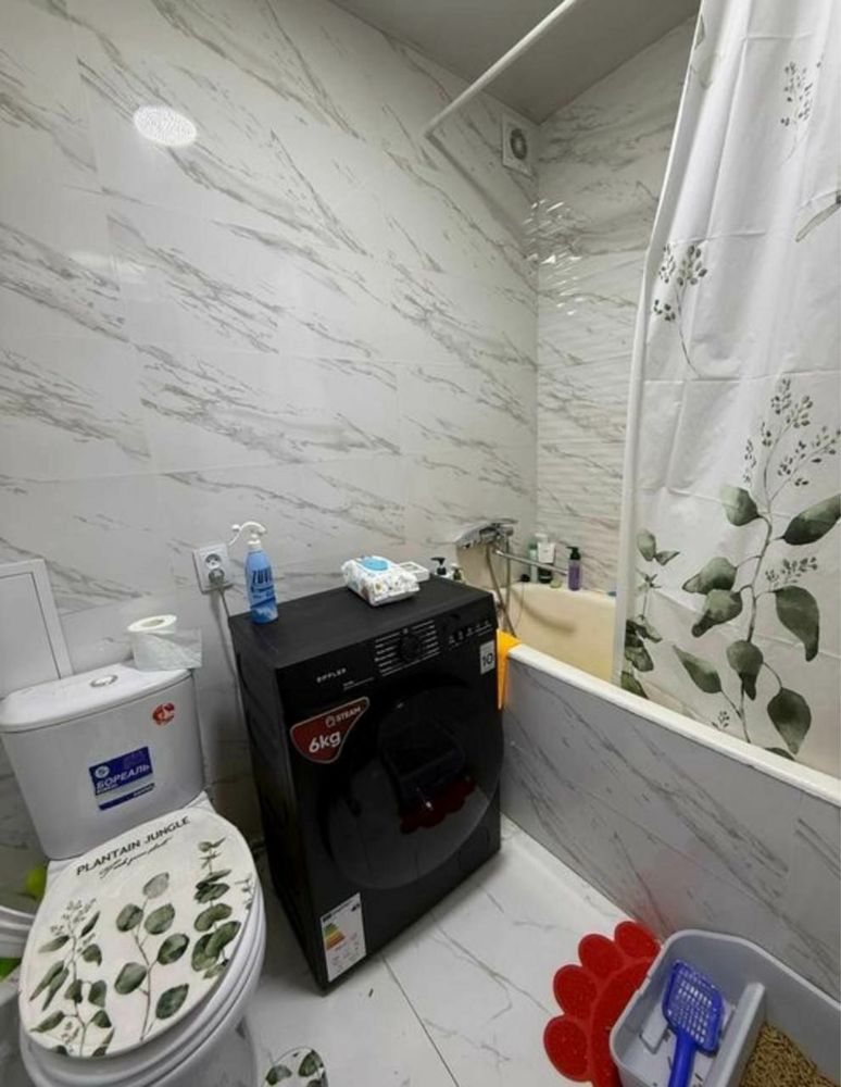 Chilanzar-5. Prodam 2-komnati 52kv.m balkon 2*6 Sport tovar