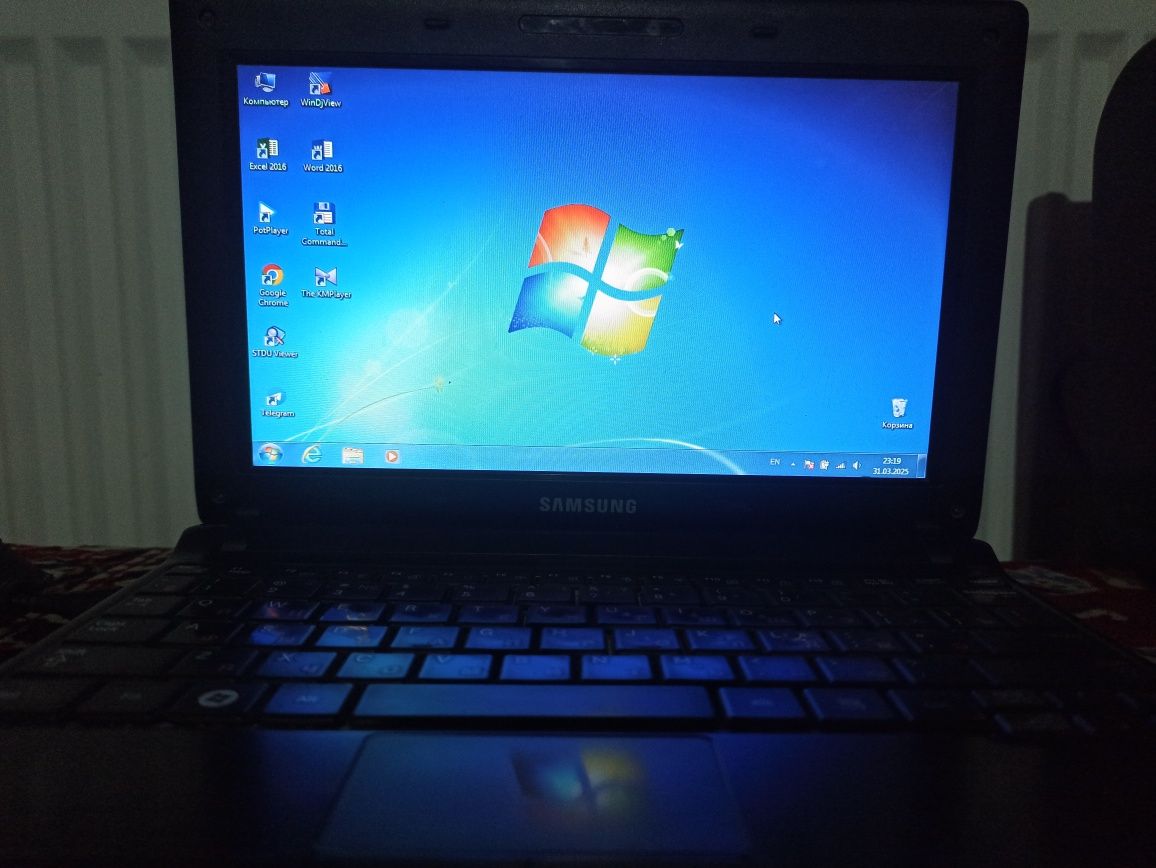 Eski samsung netbuk 2gb ozu windows 7 oʻrnatilgan