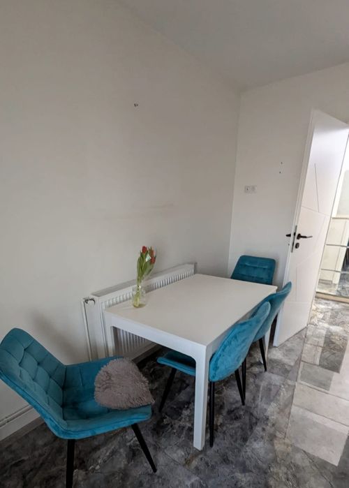 Vand masa extensibila Ikea EKEDALEN