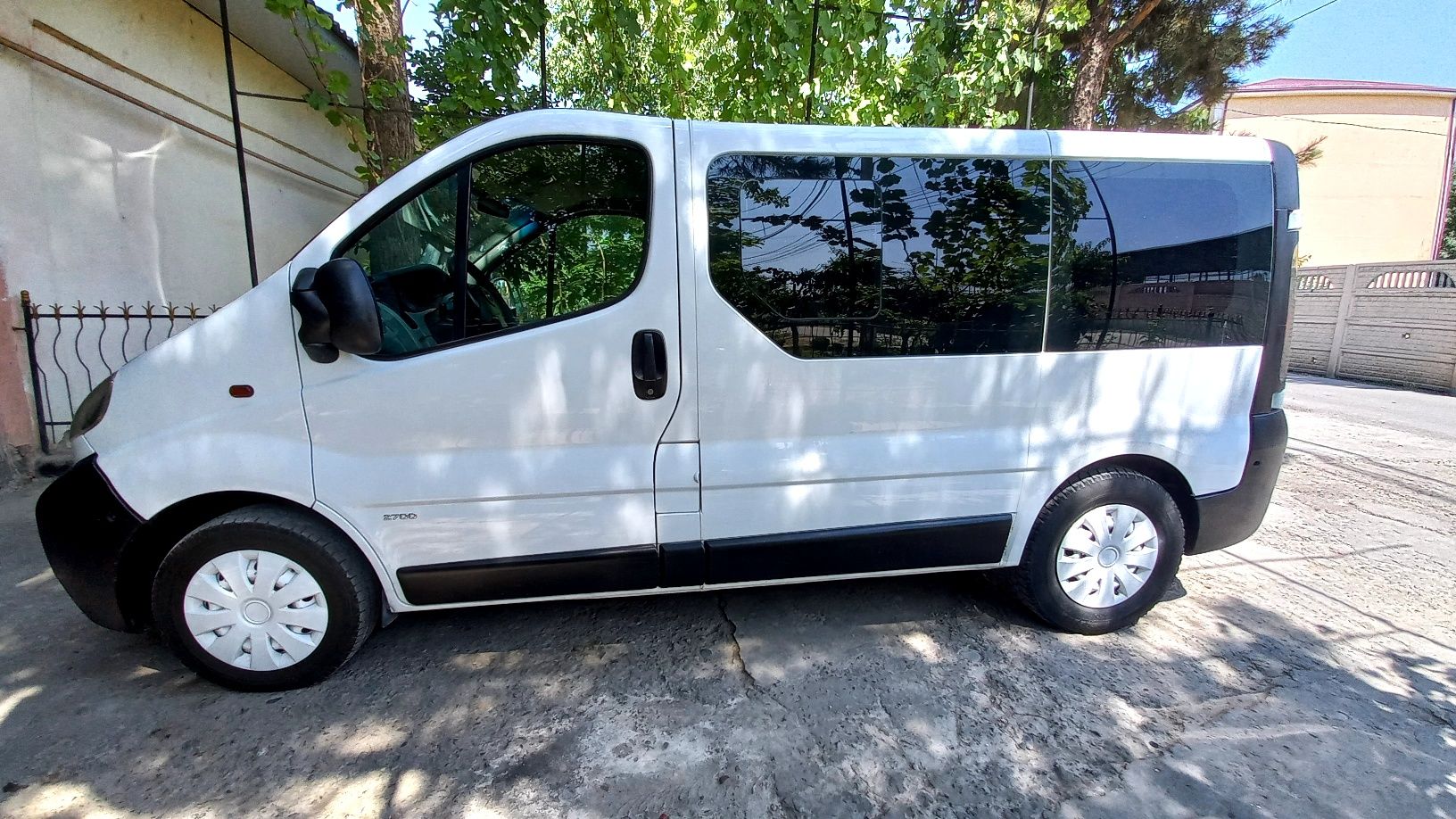 Opel vivaro SROCHNA