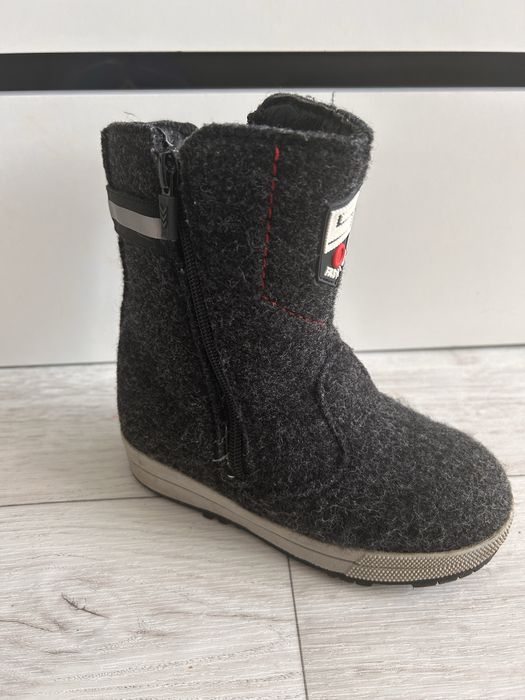 Продам зимние ботинки