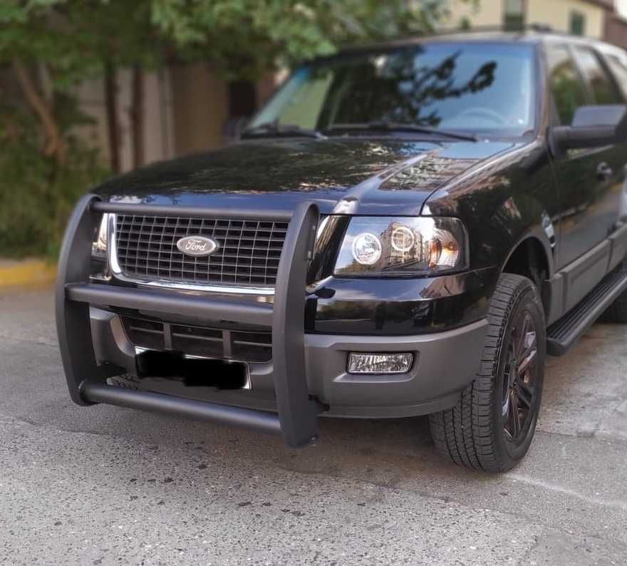 Кенгурятник на Ford Expedition