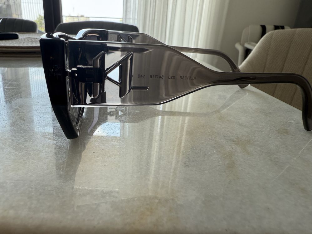 KARL Lagerfeld , Miu miu
